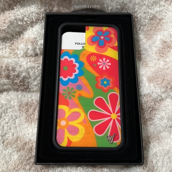 iphone 11 wildflower case - Picture 2 of 3